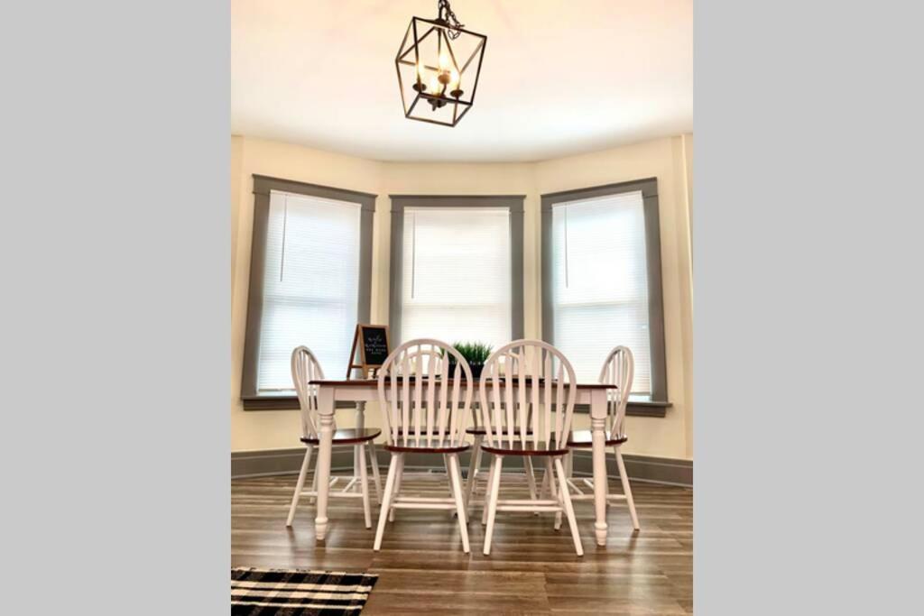 6Br Retreat-Great For Reunions And Getaways Minutes From Niagara Falls Exterior photo